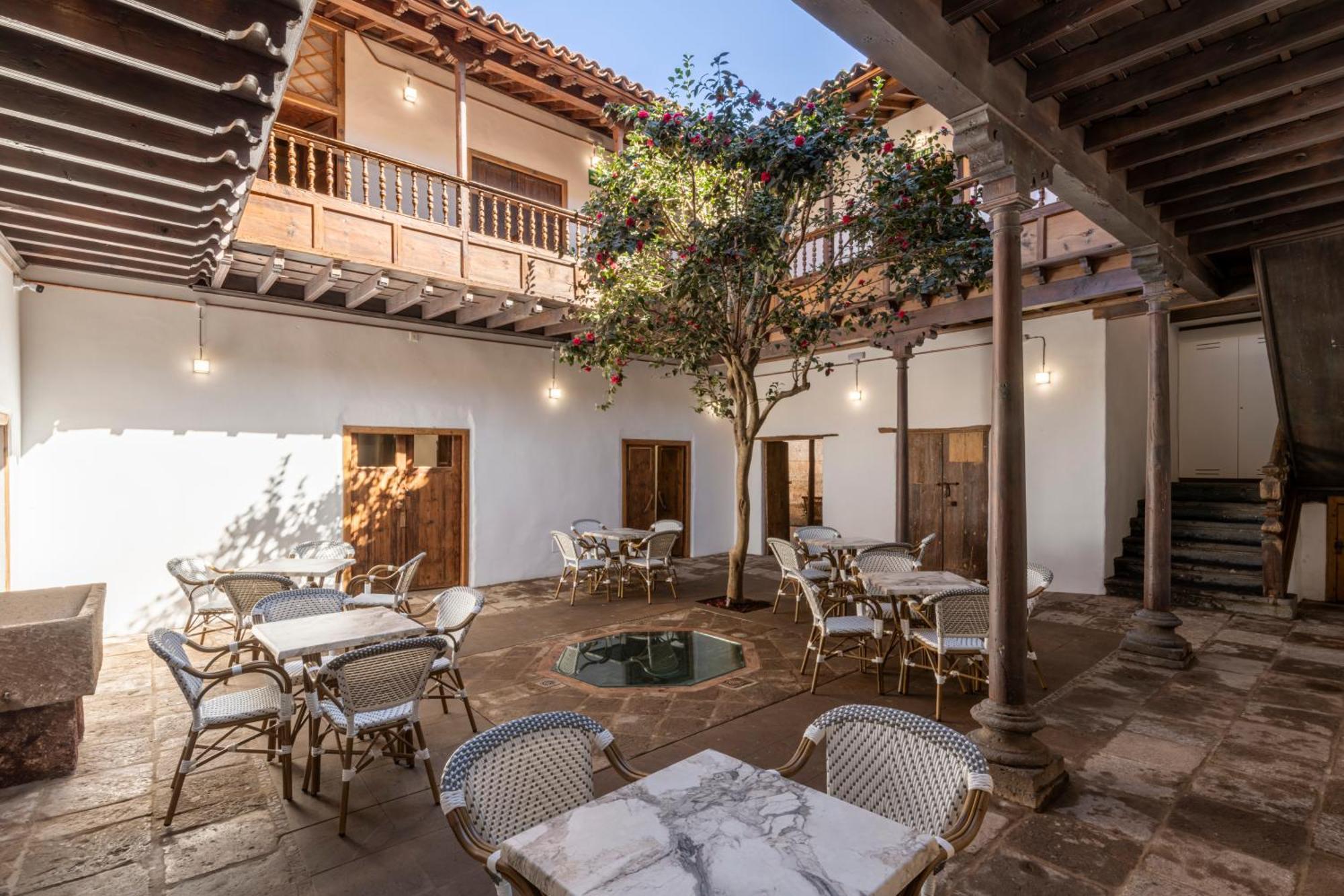 La Casa De La Camelia Hotel La Laguna  Luaran gambar