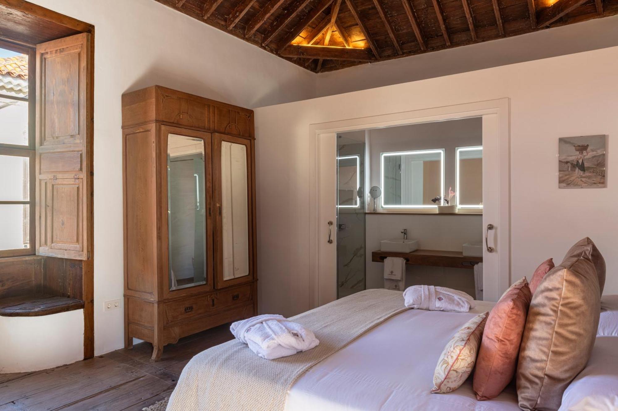 La Casa De La Camelia Hotel La Laguna  Luaran gambar