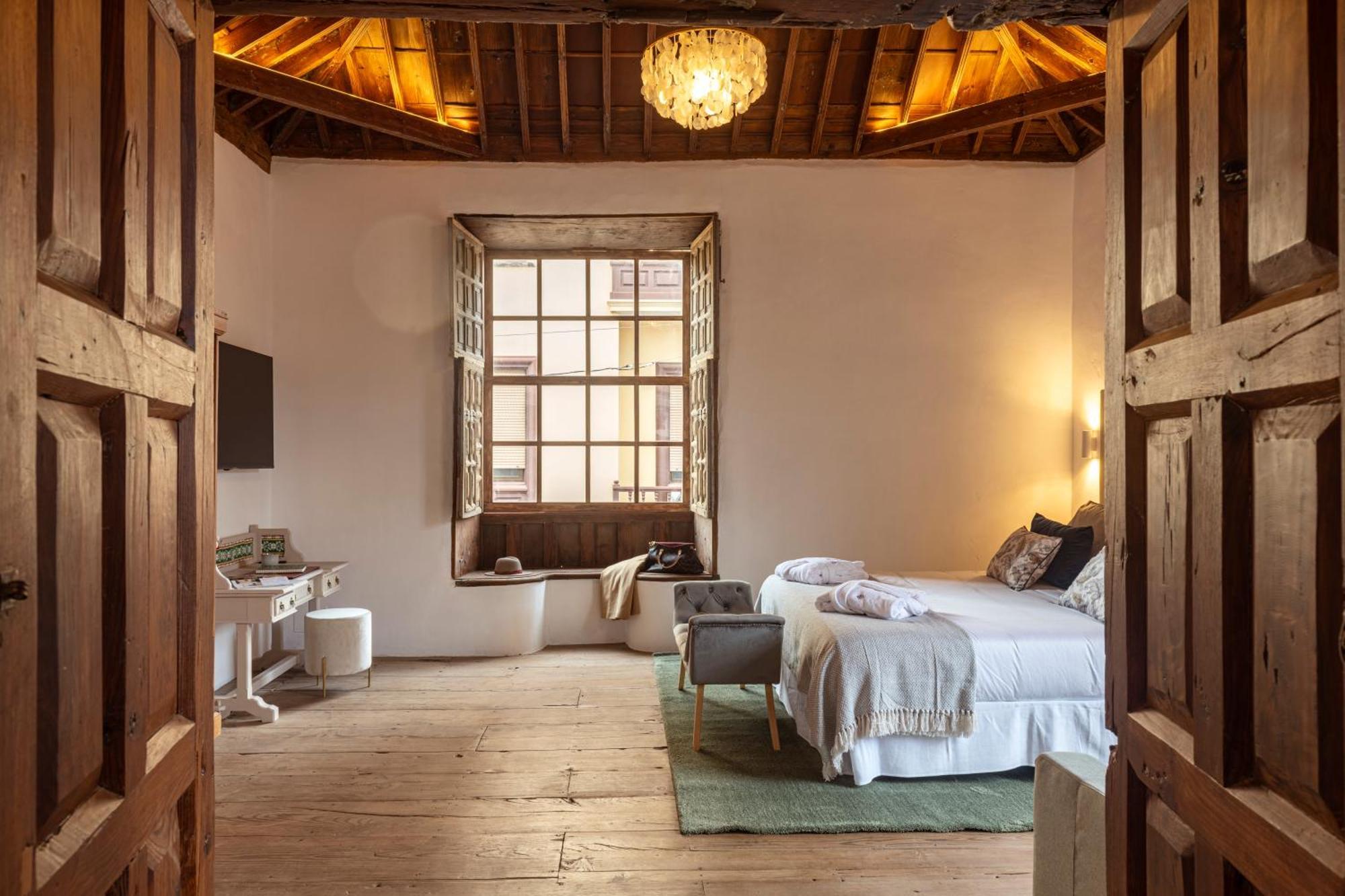 La Casa De La Camelia Hotel La Laguna  Luaran gambar